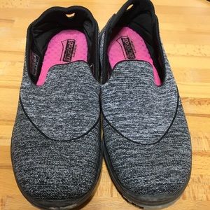 Skechers GoGo Max EUC